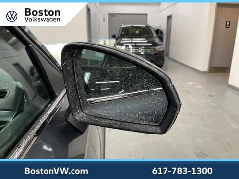 New 2026 Volkswagen Taos SEL image 12