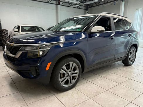 Used 2021 Kia Seltos S FWD image 3