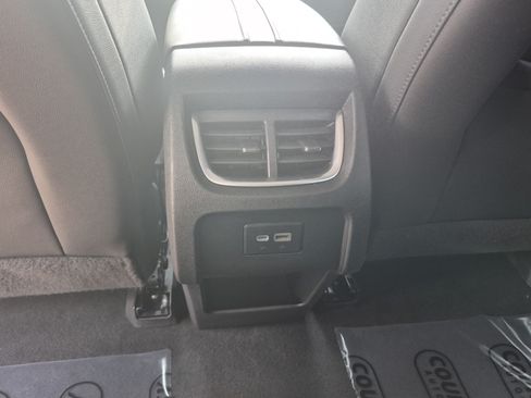 Used 2020 Chevrolet Blazer LT FWD image 16