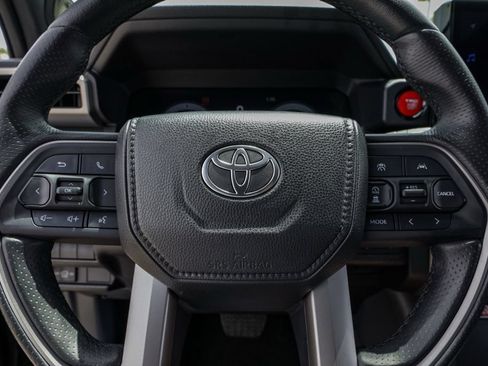 Used 2025 Toyota 4Runner TRD Off-Road Premium w/ Tow Technology Package AWD/4WD image 29
