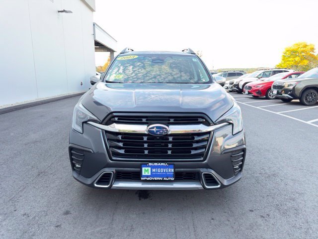 Used 2023 Subaru Ascent Touring AWD/4WD image 3