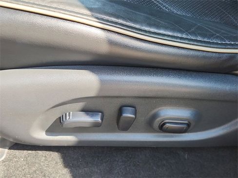 Used 2019 INFINITI QX60 Luxe w/ Essential Package image 12