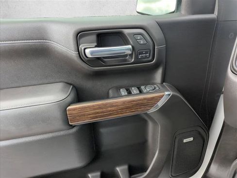 Used 2022 Chevrolet Silverado 1500 LTZ image 27