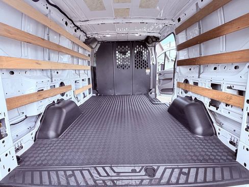 Used 2025 Ford Transit 250 Low Roof w/ Exterior Upgrade Package RWD image 18
