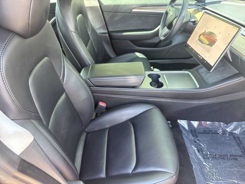Used 2023 Tesla Model 3 Standard Range RWD image 17