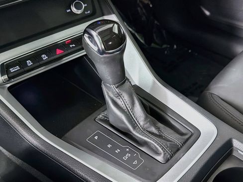 Used 2021 Audi Q3 2.0T Premium AWD/4WD image 16