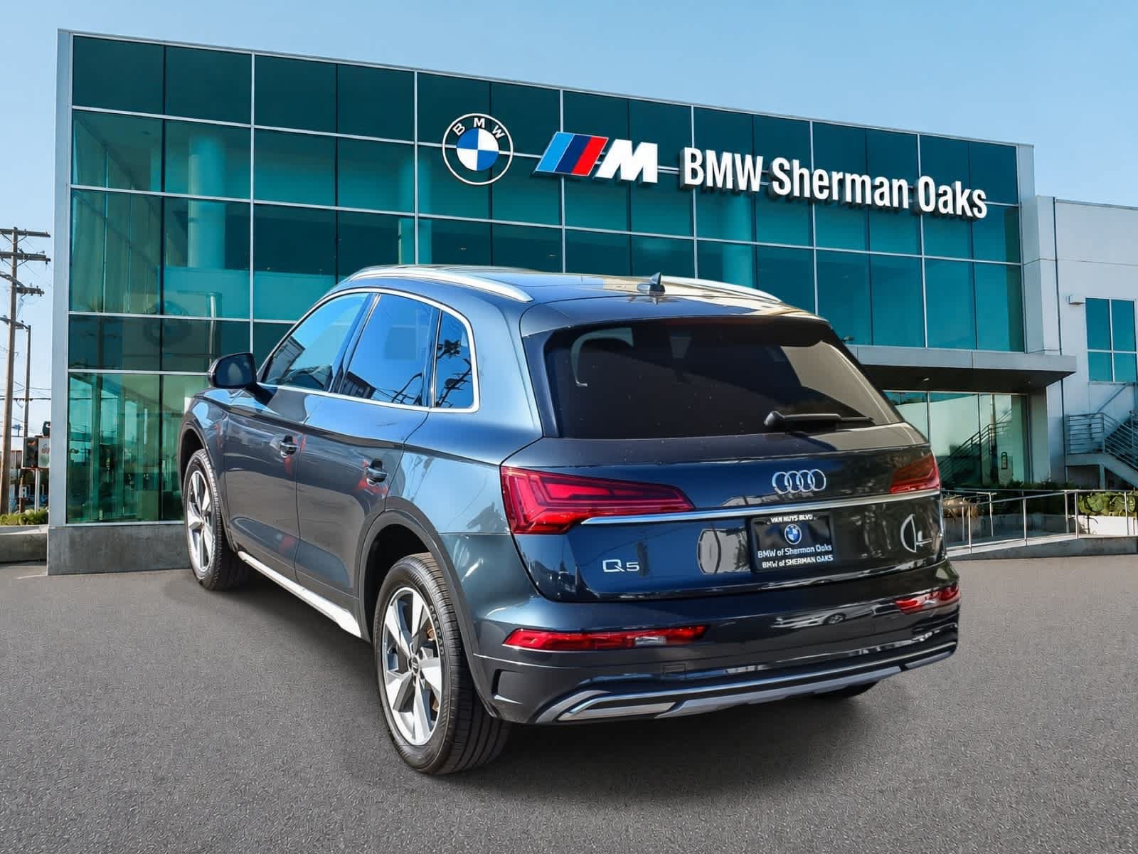 Used 2023 Audi Q5 2.0T Premium w/ Convenience Package AWD/4WD image 6