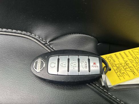 Used 2019 Nissan Murano Platinum w/ Cargo Package image 10