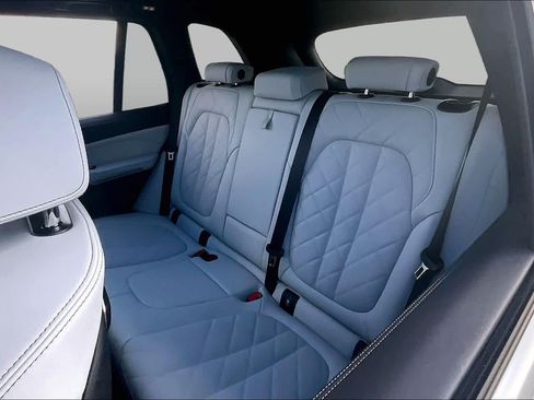 Used 2026 BMW X5 sDrive40i w/ Climate Comfort Package RWD image 18