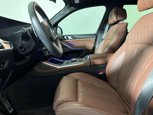 Used 2025 BMW X7 M60i w/ Executive Package AWD/4WD image 4