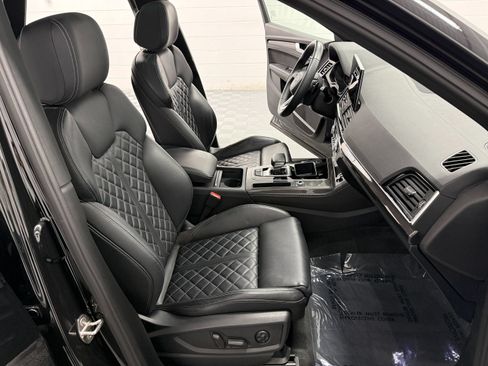 Used 2023 Audi SQ5 Prestige w/ Prestige Package AWD/4WD image 21