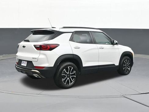 Used 2025 Chevrolet TrailBlazer ACTIV FWD image 14