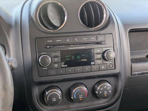 Used 2016 Jeep Patriot Sport w/ Power Value Group image 12