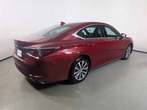 Used 2019 Lexus ES 350 image 7