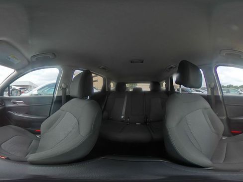 Used 2025 Kia Sportage LX image 37