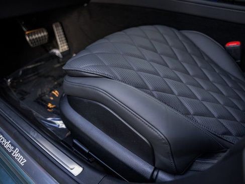 New 2026 Mercedes-Benz S 580 4MATIC Sedan image 36