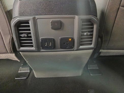 Used 2019 Ford F250 XLT w/ XLT Premium Package image 81