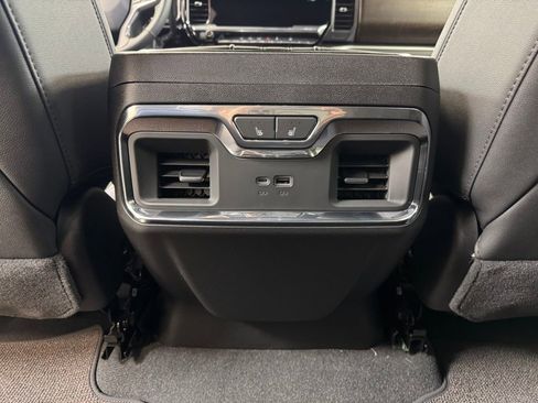 New 2025 Chevrolet Silverado 3500 High Country w/ Technology Package image 18