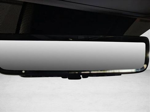 Used 2020 Toyota RAV4 Limited image 17