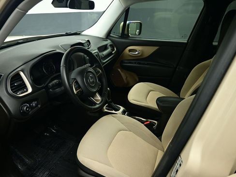 Used 2016 Jeep Renegade 75th Anniversary image 15