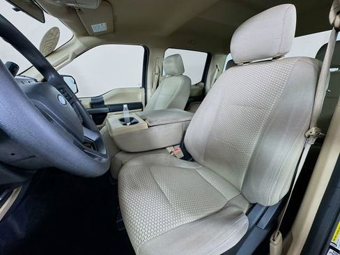 Used 2018 Ford F150 XLT RWD image 11