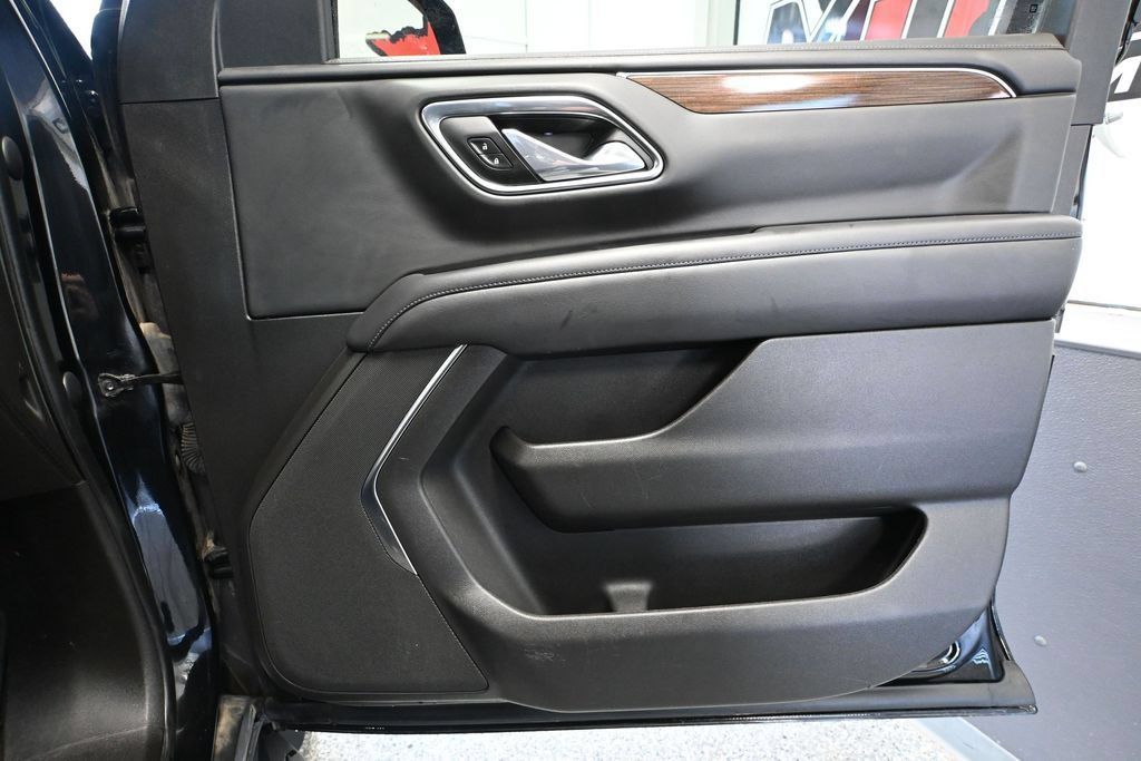 Used 2021 GMC Yukon SLE AWD/4WD image 37
