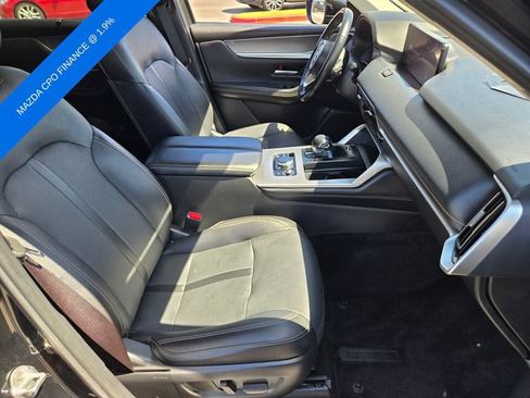 Used 2025 MAZDA CX-70 3.3 Turbo w/ Preferred Package AWD/4WD image 15