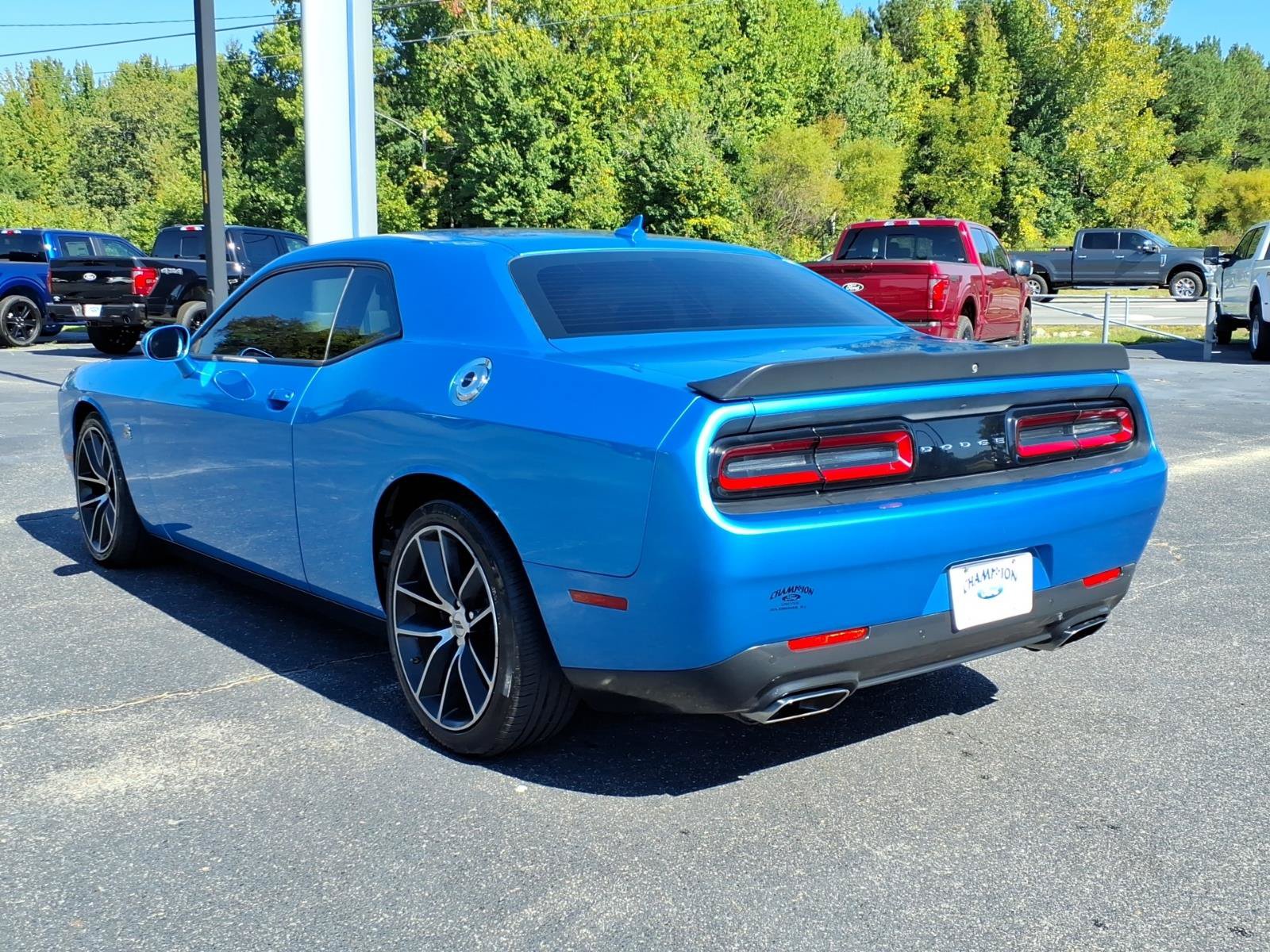 Used 2018 Dodge Challenger R/T Scat Pack RWD image 21