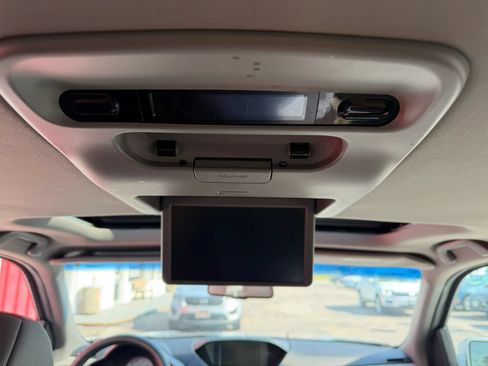 Used 2011 Honda Pilot Touring image 17