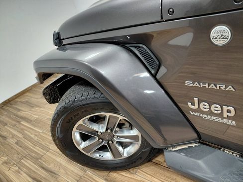 Certified 2019 Jeep Wrangler Unlimited Sahara image 24