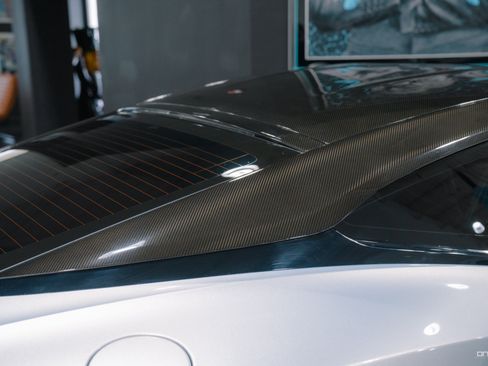 Used 2019 Aston Martin DBS Superleggera RWD image 3