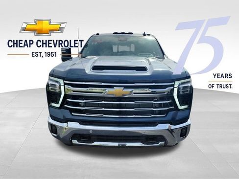 New 2026 Chevrolet Silverado 3500 LTZ w/ LTZ Plus Package AWD/4WD image 4