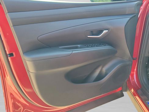 New 2026 Hyundai Tucson Blue SE image 18