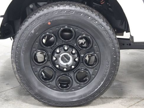 Used 2025 Ford F250 Lariat w/ Black Appearance Package AWD/4WD image 22