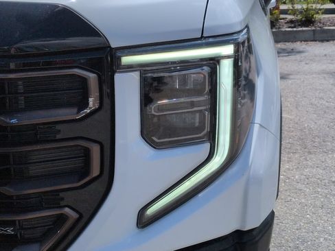 Used 2024 GMC Sierra 1500 AT4X AWD/4WD image 10