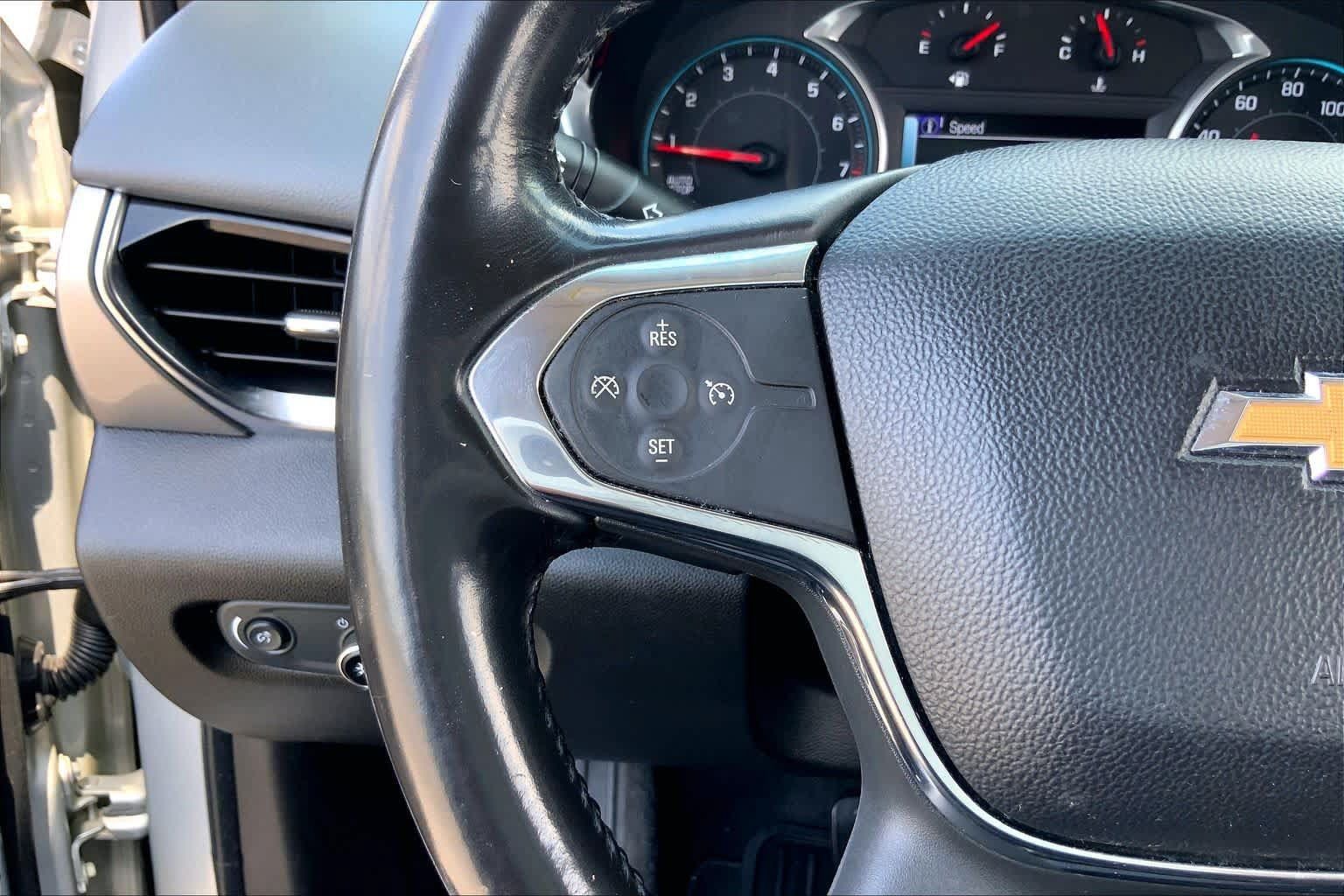 Used 2019 Chevrolet Traverse LT FWD image 23