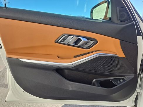 Used 2022 BMW 330i xDrive Sedan w/ M Sport Package image 14