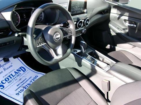 Used 2024 Nissan Sentra SV image 12