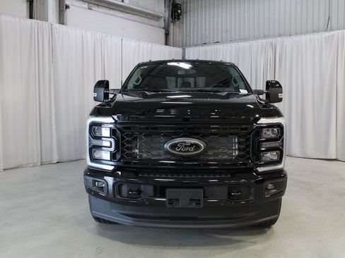 New 2026 Ford F250 Lariat w/ Black Appearance Package AWD/4WD image 37