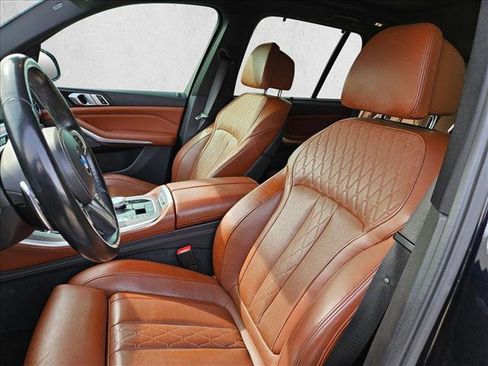 Used 2019 BMW X5 xDrive40i w/ M Sport Package image 18