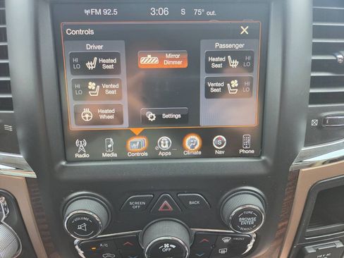 Used 2014 RAM 1500 Laramie Longhorn w/ Convenience Group AWD/4WD image 27