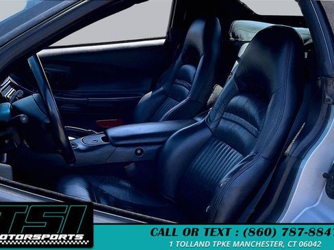 Used 2000 Chevrolet Corvette Convertible RWD image 22