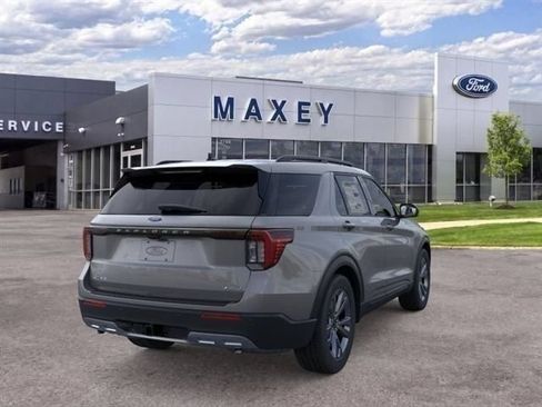Used 2026 Ford Explorer Active w/ Active Comfort Package AWD/4WD image 8