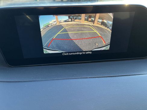 Used 2023 MAZDA MAZDA3 s image 27