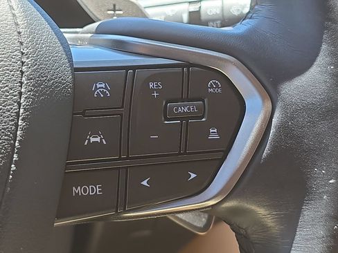 Used 2024 Lexus NX 250 FWD w/ Towing Package (2000 Lbs) image 19