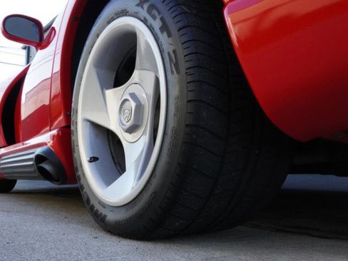 Used 1994 Dodge Viper RT/10 image 23
