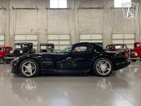 Used 1994 Dodge Viper RT/10 image 11