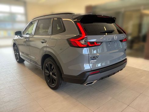 Used 2026 Honda CR-V Sport Touring image 2