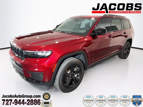 Used 2022 Jeep Grand Cherokee L Laredo image 1