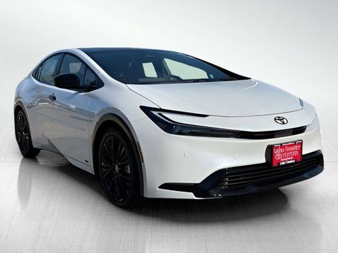 New 2026 Toyota Prius AWD image 7